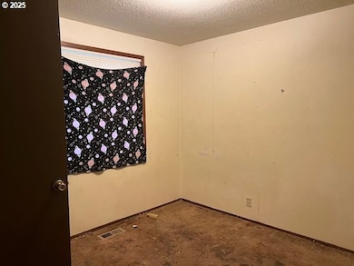 1082 SW 179th Ave, Beaverton, OR 97003 - photo 7