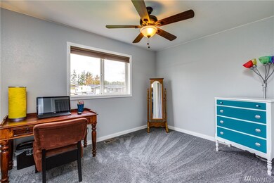 806 W 1st St, Nooksack, WA 98247 - photo 4