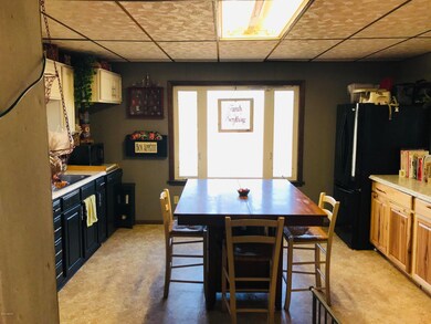 Kitchen 4