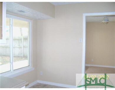 Kitchen. Kitchen eat-in area - doorway leads to di