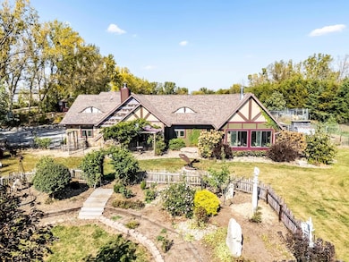 8470 W Cedar Wapsi Rd, Cedar Falls, IA 50613 - photo 2