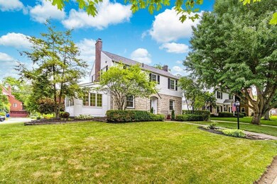 306 Fallis Road-1.jpg-SMALL