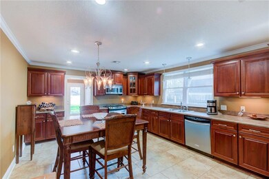 Cabinet and counter space is not an issue with thi