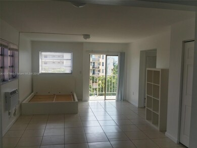 7925 Carlyle Ave unit 500, Miami Beach, FL 33141 - photo 5