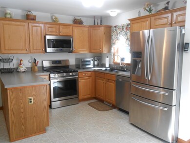 13 Beech River Cir, Center Ossipee, NH 03814 - photo 4