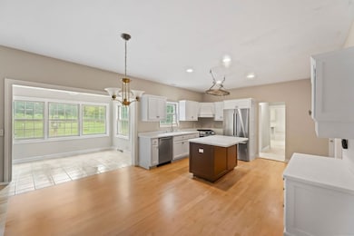 W312N4890 Chapel Ridge Rd, Hartland, WI 53029 - photo 7