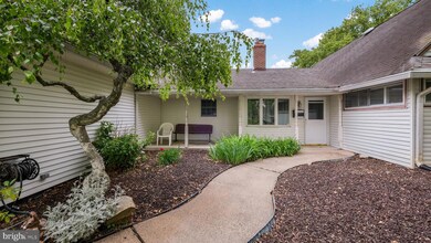 57 Spicebush Rd, Levittown, PA 19056 - photo 4