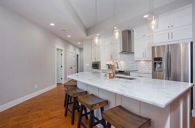 Sizable island great for quick snack time. 