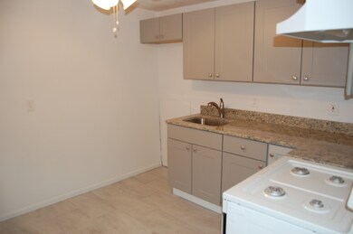 39 N Billerica Rd unit 9, Lowell, MA 01852 - photo 6