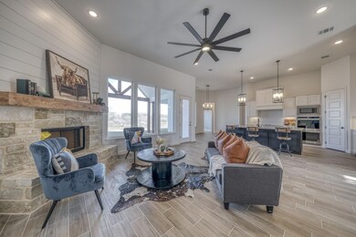 308 Cantle Ct, Weatherford, TX 76088 - photo 3