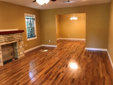 4935 Ventura Ln, Houston, TX 77021 - photo 4