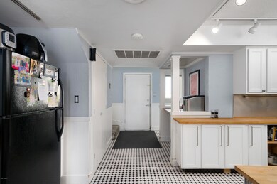 6040N15thSt-4