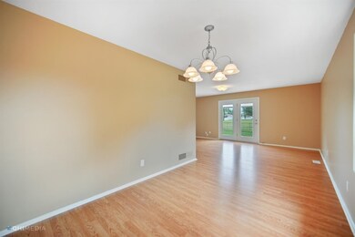 627 Fillmore Ave, Dyer, IN 46311 - photo 4