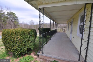 330 Middle Fork Rd, Cross Junction, VA 22625 - photo 6