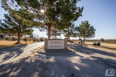 5714 Columbine Ln unit 21, San Angelo, TX 76904 - photo 2