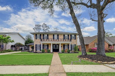 1023 Cheshire Ln, Houston, TX 77018 - photo 2