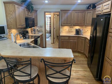 6317 SW 42nd Ct, Topeka, KS 66610 - photo 4