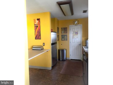 606 N 31st St, Camden, NJ 08105 - photo 5