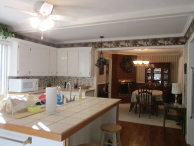 480 Lawrence Dr, Colby, KS 67701 - photo 5