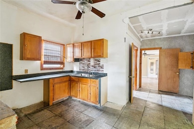 7616 Benjamin St, New Orleans, LA 70118 - photo 6