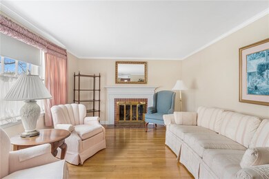 91 Rockcrest Dr, Cranston, RI 02920 - photo 5