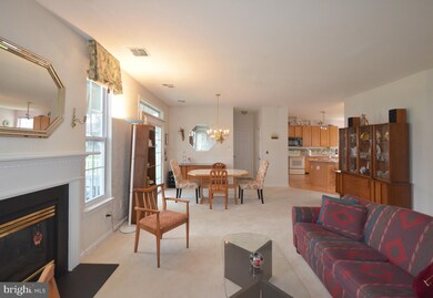 830 W Fox Hound Chase unit 429, Glen Mills, PA 19342 - photo 2