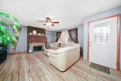 2307 177th St, Lansing, IL 60438 - photo 3