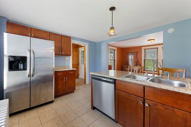 14 Cassell St, Lewiston, ME 04240 - photo 3