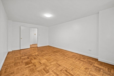 The Bonnie Crest unit 1N, Bronx, NY 10463 - photo 7