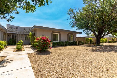 10545 W Ocotillo Dr, Sun City, AZ 85373 - photo 2