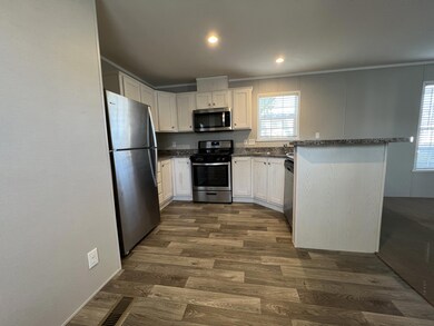 5161 Chantelle Dr unit 119, Flint, MI 48507 - photo 2