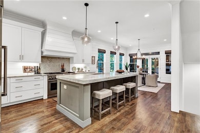 3081 Rhodenhaven Dr NW, Atlanta, GA 30327 - photo 4