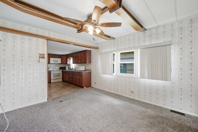 70 Shumway St unit B12, Springfield, MA 01119 - photo 3