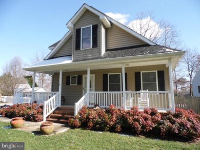 1309 Cooke St, Tappahannock, VA 22560 - photo 4