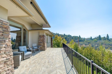 3894 Hillcrest Rd, Medford, OR 97504 - photo 5