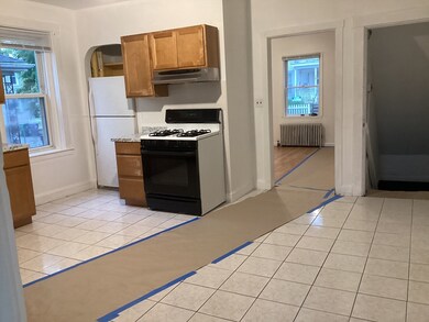 13 Middle St unit 15, Newton, MA 02458 - photo 4