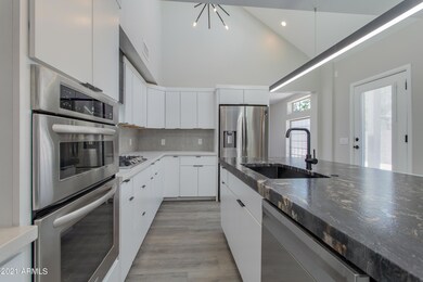 2816 N 29th Place, Phoenix, AZ 85008 - photo 7