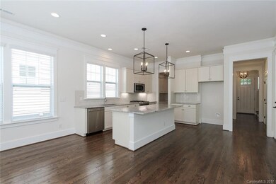 908 Millbrook Rd unit B, Charlotte, NC 28211 - photo 5