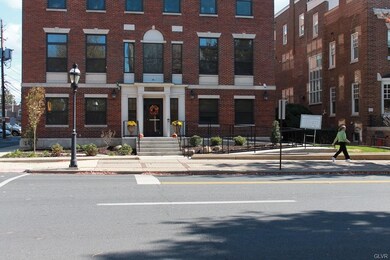 528 N New St unit 3, Bethlehem, PA 18018 - photo 2