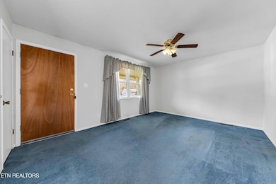 7400 Meadowbrook Cir, Knoxville, TN 37918 - photo 5