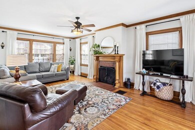 1892 Bedford Rd, Columbus, OH 43212 - photo 5