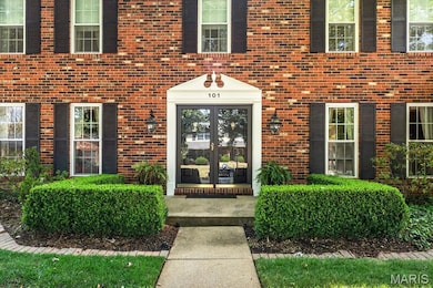 101 E Brittany Ln, O Fallon, IL 62269 - photo 4