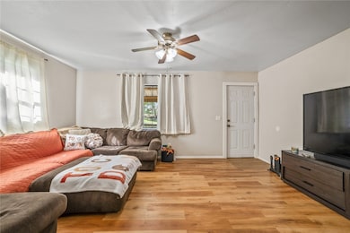 1504 E State Highway 90, Jane, MO 64856 - photo 4