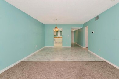 3072 Lake Bayshore Dr unit 119, Bradenton, FL 34205 - photo 2