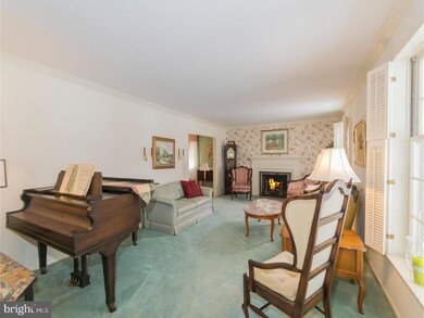 1014 Hawthorne Ln, Fort Washington, PA 19034 - photo 3