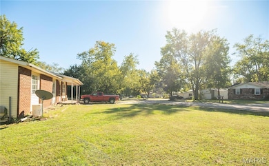 910 Carney St, Dexter, MO 63841 - photo 2