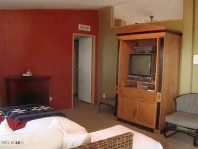 003_Living Room