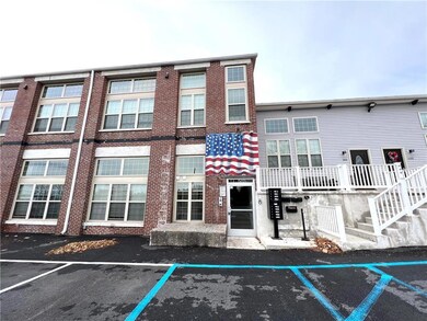 374 W Main St unit 203, Bath, PA 18014 - photo 2
