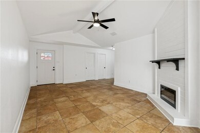 4417 Duplessis St, New Orleans, LA 70122 - photo 4