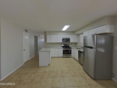 3749 W Butler Dr, Phoenix, AZ 85051 - photo 6